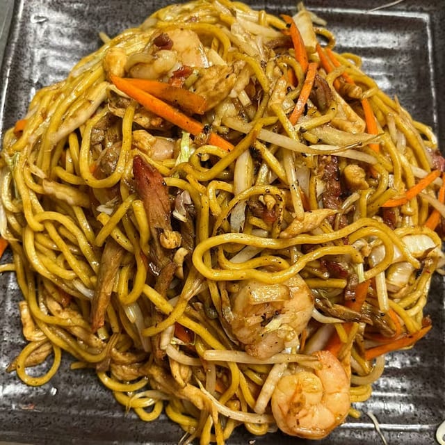 King's Special Lo Mein.