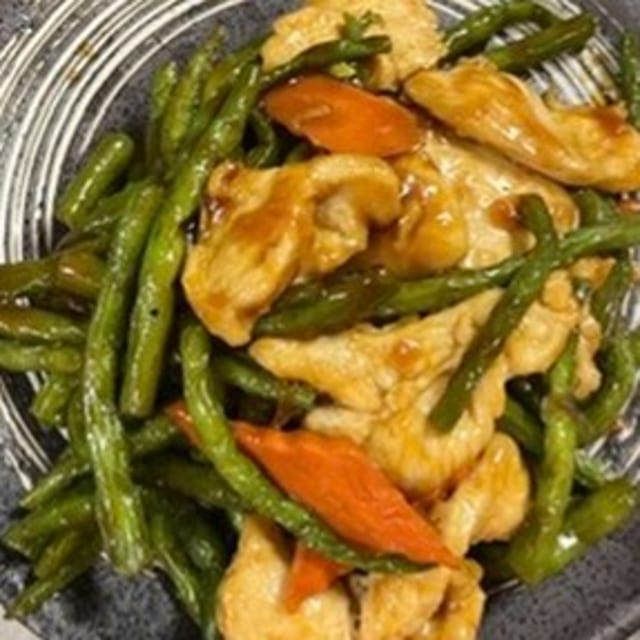 Chicken with String Beans Special.