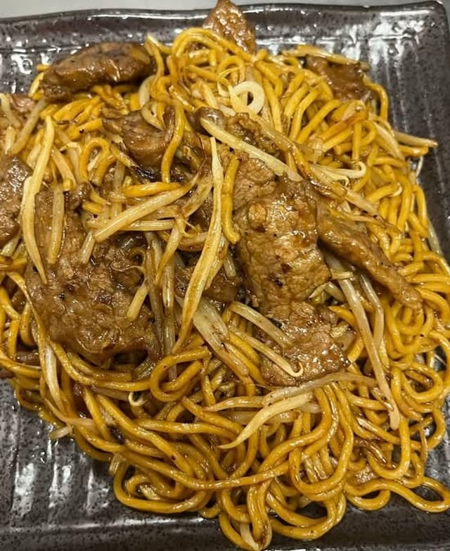 Beef Lo Mein Special.